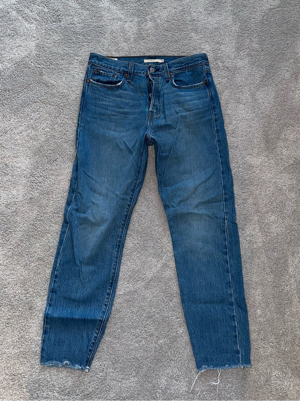 LEVI'S® PREMIUM
Wedgie Icon Fit Ankle Women's Jeans